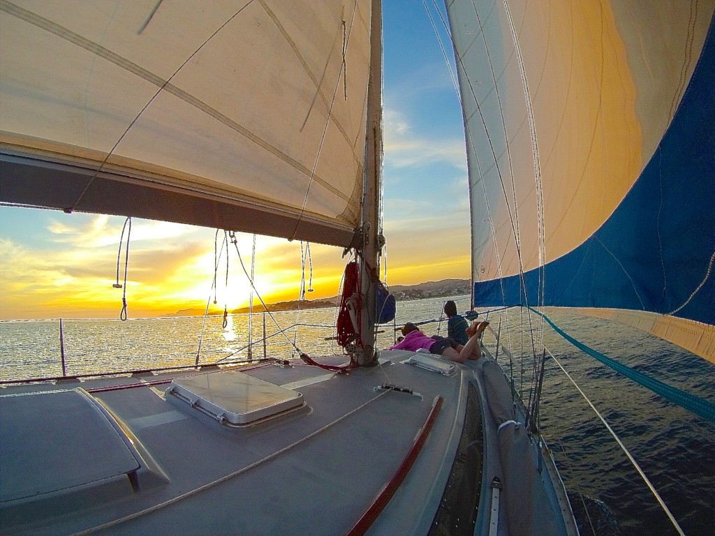 croisière en voilier depuis Bandol et coucher de soleil